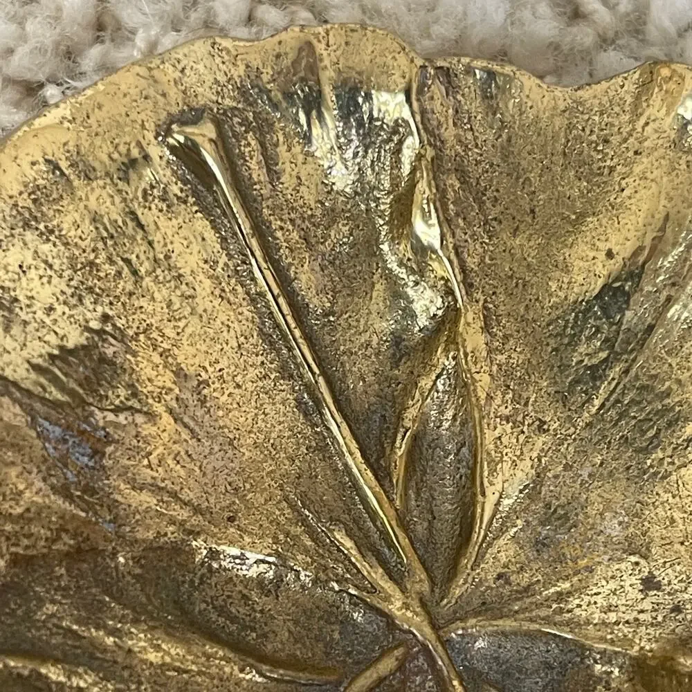 Vintage 1951 Virginia Metalcrafters Brass Gingko Leaf Dish